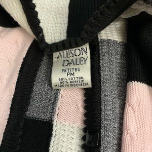 Women’s 3/4 sleeve sweater